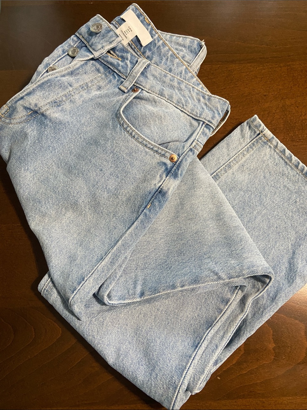 H&M Light Blue Button-Fly High Rise, Straight Leg Jeans. Size 4 - Picture 1 of 14